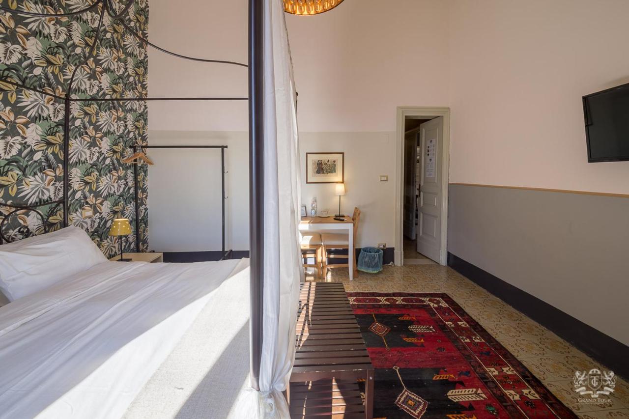 Grand Tour Design Self Check-in Couette-café 3*