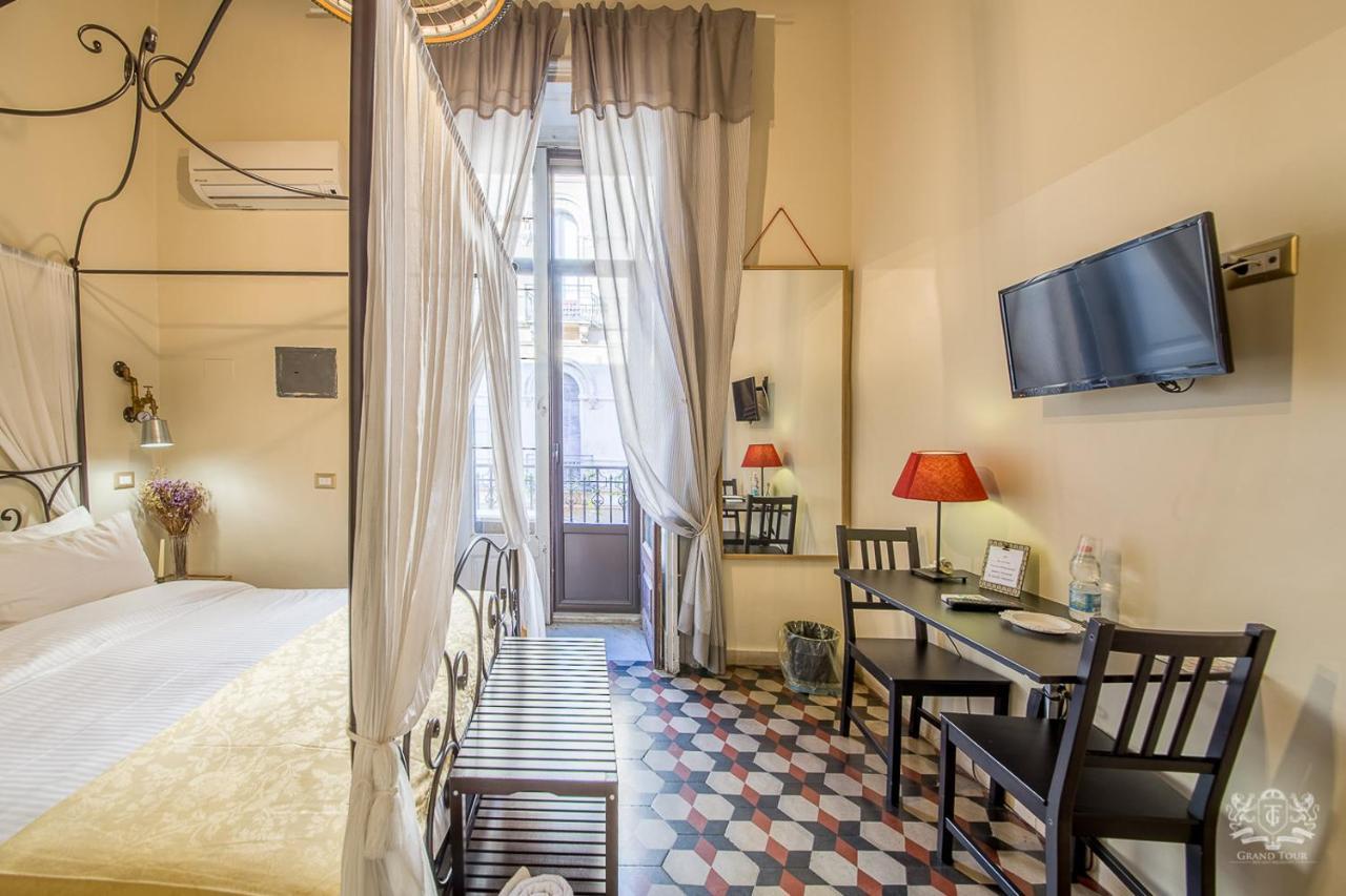 Grand Tour Design Self Check-in 3* Catania